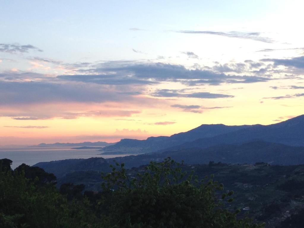 شقة Sunset With View In سيبورجا المظهر الخارجي الصورة